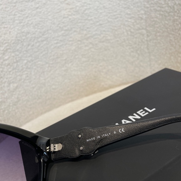 CHANEL Acetate Square CC Sunglasses - Picture 4 of 4